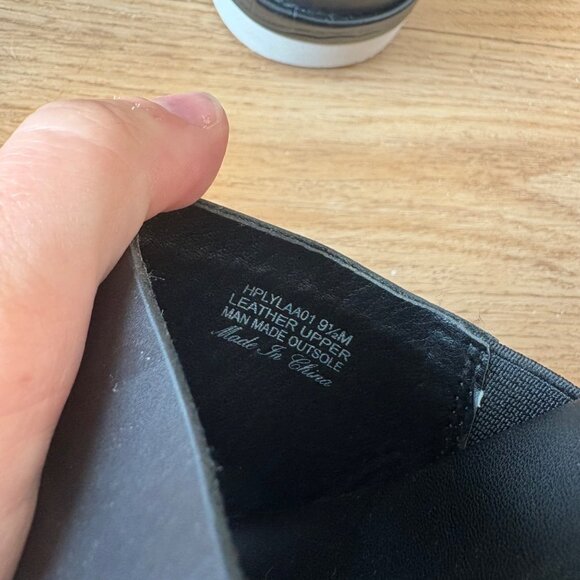 Donald J Pliner Fifi Lylaa Leather Thong Strap Sandals Black NWOB Size 9.5 - Picture 8 of 8